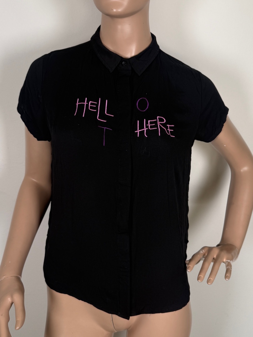 Disturbia Black Button-Down Shirt hello there cat woman